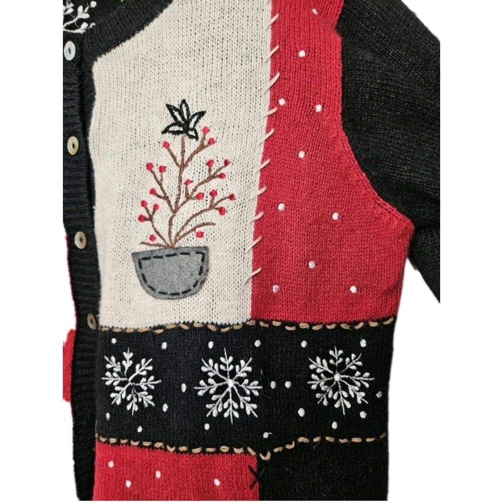 Capacity Embroidered Patchwork Christmas Sweater … - image 4